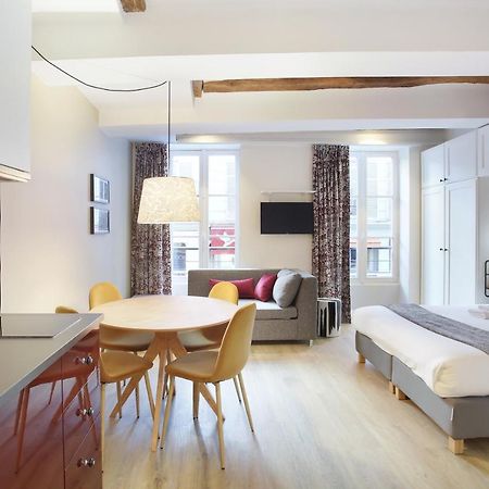 Rent A Room - Aparts Cadet Parigi Esterno foto